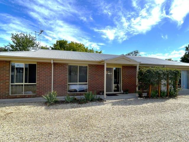 House for sale in Kaarimba, Victoria