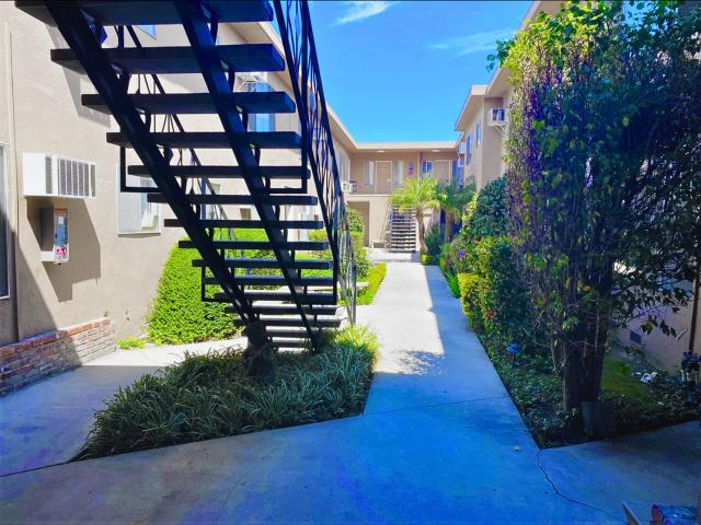 Apartment for rent in North Hollywood Neighborhood Council District, Los Angeles