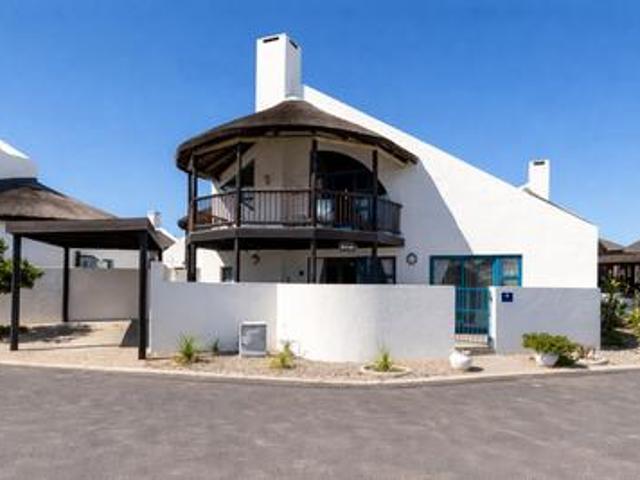 Townhouse for sale in West Coast, Dwarskersbos