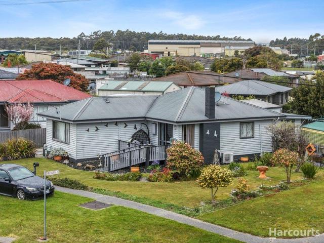 House for sale in George Town