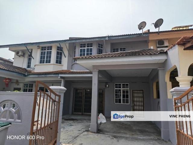 House for rent in Malaka