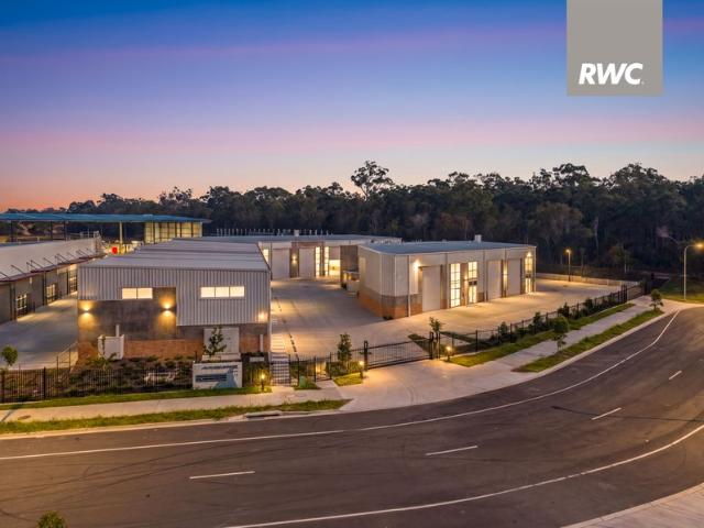 Warehouse for rent in Toombul, Queensland