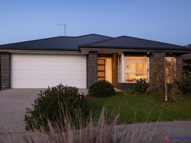 House for sale in Cowes, Victoria