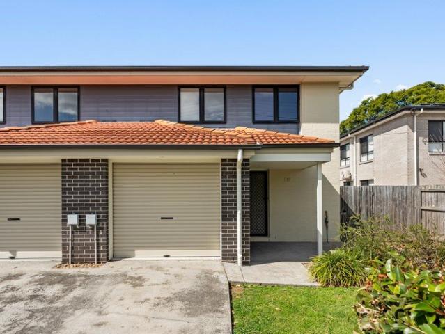 Townhouse for sale in Acacia Ridge, Greater Brisbane