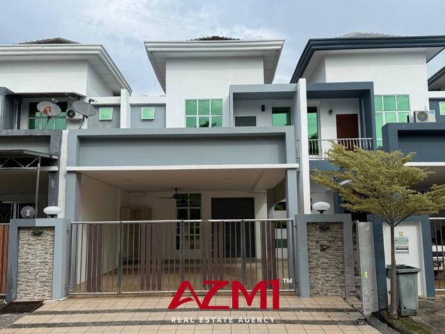Terraced House for sale in Miri, Bahagian Miri