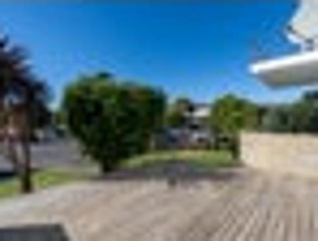 Apartment for sale in Beverley Hills, Ōrākei