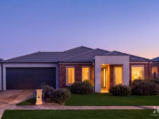 House for sale in Manor Lakes, Melbourne
