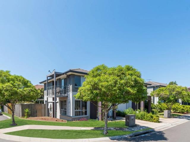 Duplex for sale in Sydney, New South Wales