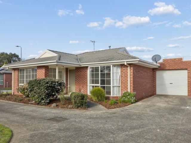 Apartment for sale in Camerons Creek, Victoria