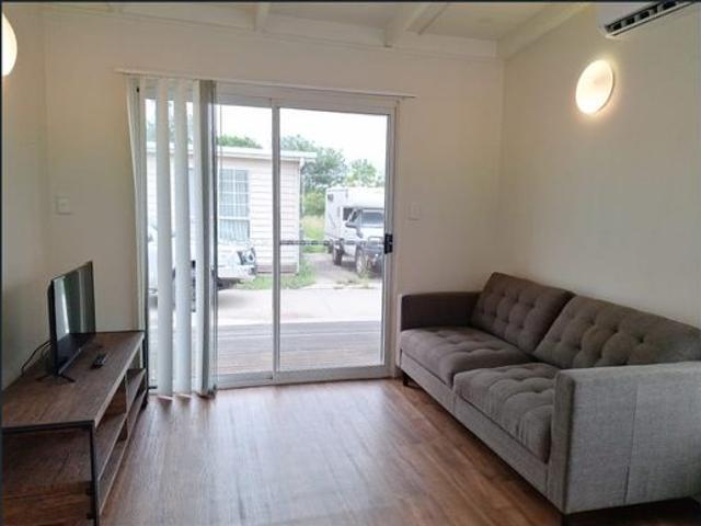 Apartment for rent in Miles, Queensland