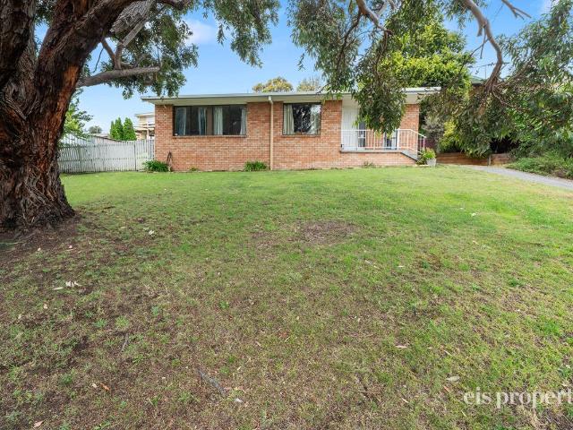 House for sale in Austins Ferry