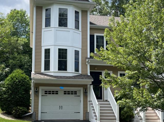 Room for rent in Bellingham, Massachusetts
