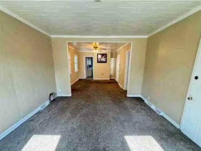 Condo for rent in Troy