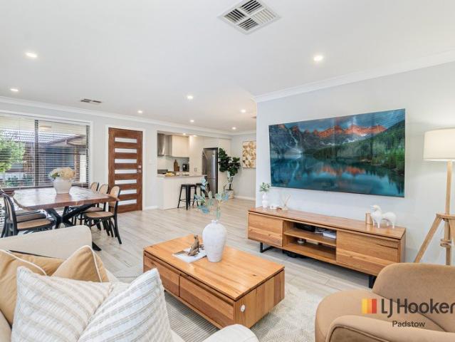 Villa for sale in Sydney, New South Wales