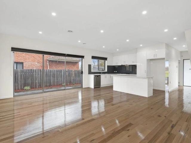 Townhouse for rent in Camerons Creek, Victoria