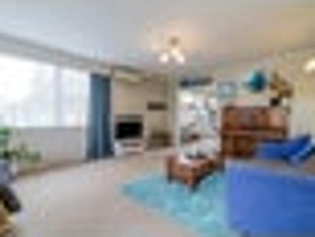 Apartment for sale in Takaro, Manawatu-Whanganui