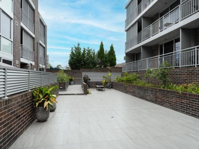 Granny Flat for rent in Sydney, New South Wales