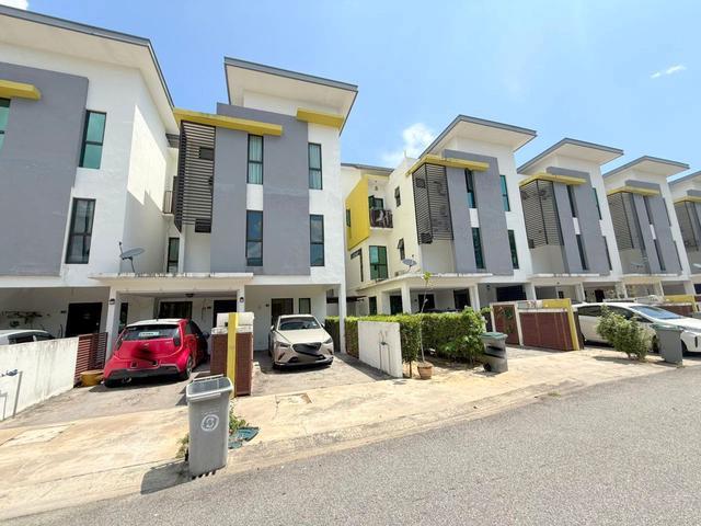 Townhouse for sale in Nilai, Negeri Sembilan
