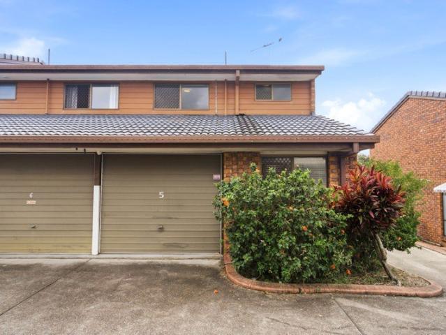 Townhouse for sale in Toombul, Queensland