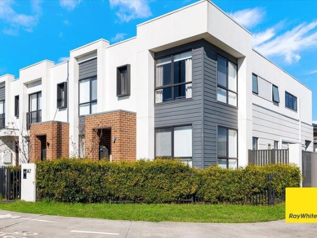 Townhouse for sale in Sydney, New South Wales