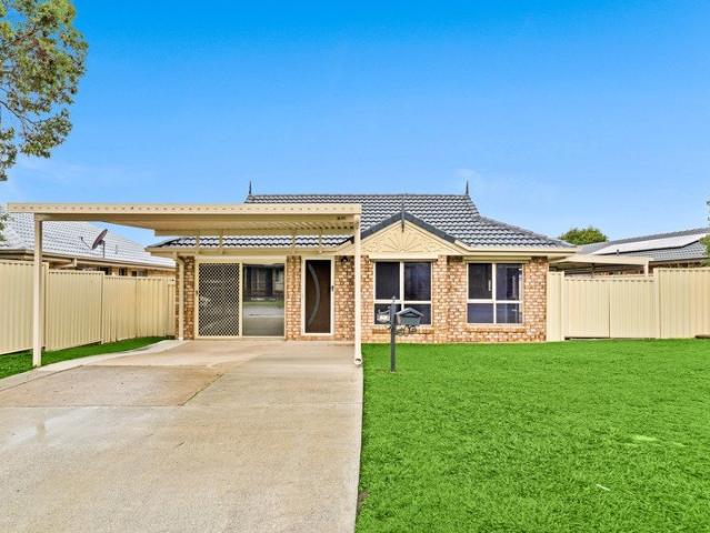 House for sale in Hillcrest, Greater Brisbane