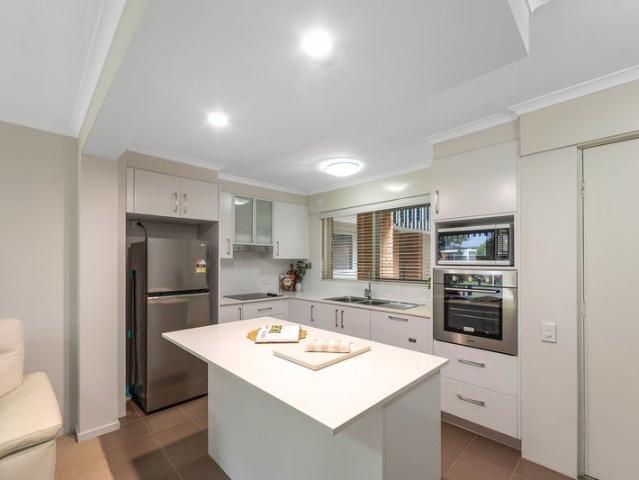 House for sale in Bateau Bay, New South Wales