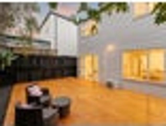Apartment for sale in Paremoremo