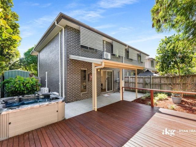 Townhouse for sale in Toombul, Queensland