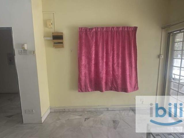 Room for rent in USJ 2, Majlis Bandaraya Subang Jaya