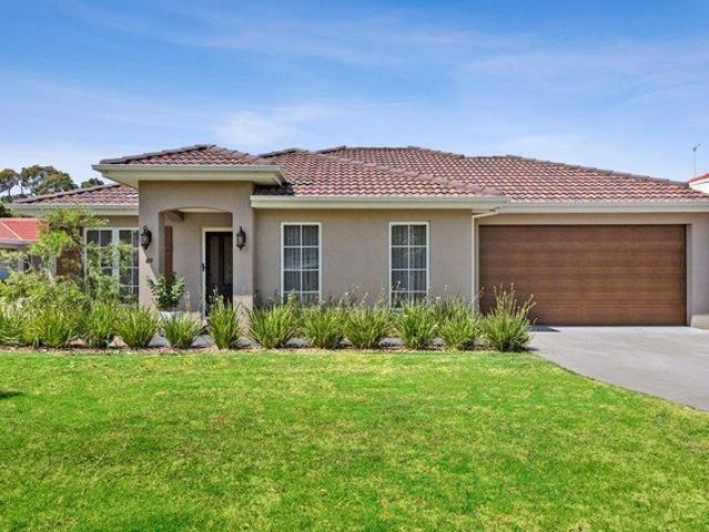 House for rent in Rosebud, Melbourne