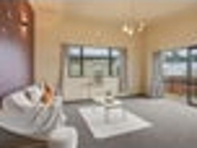 House for sale in Otakou