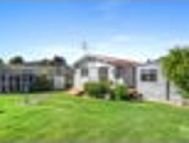 House for sale in Kersey Park, Darfield
