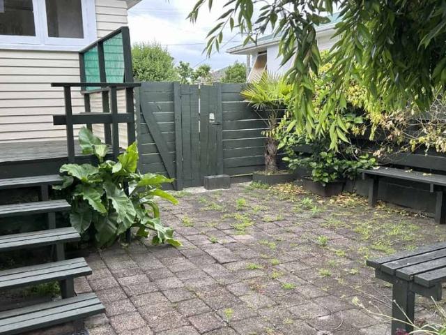 House for rent in Greerton South, Greerton