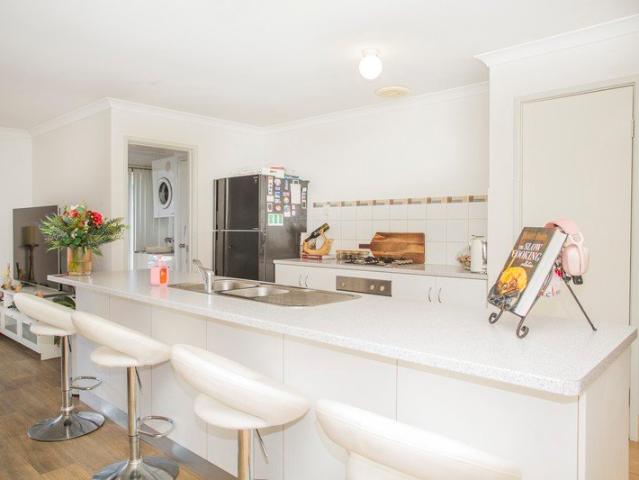 Villa for sale in Bellevue, Shire of Mundaring
