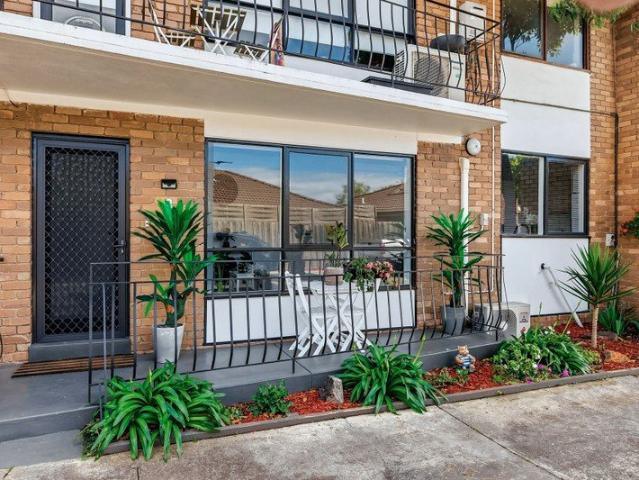 Apartment for sale in Altona, Melbourne