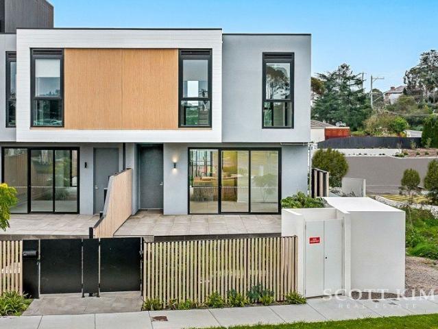 Townhouse for sale in Camerons Creek, Victoria