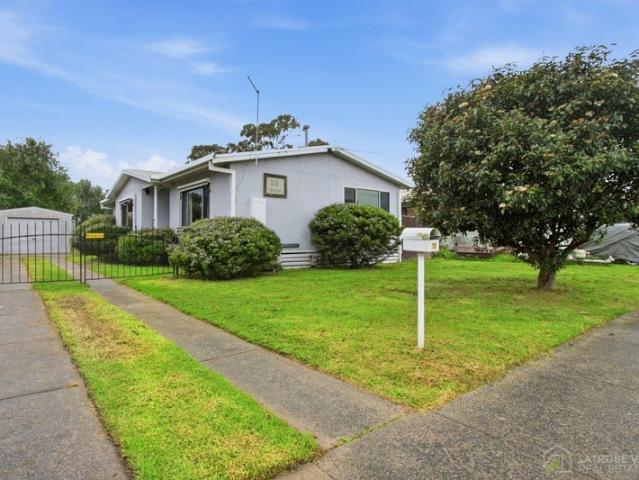 House for sale in Rosedale, Victoria