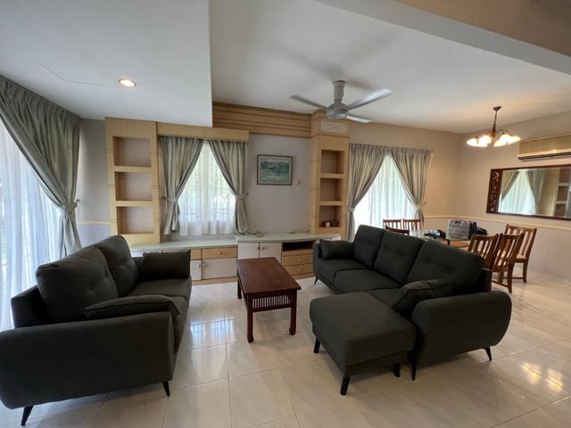 Terraced House for rent in Malaka