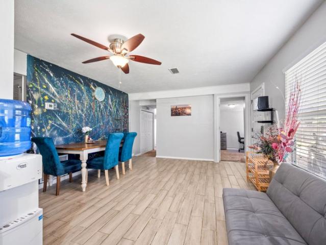 Room for rent in Jacksonville, Florida
