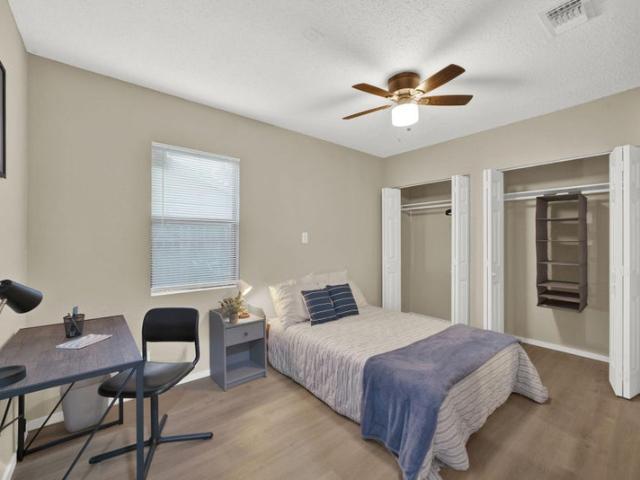 Room for rent in Live Oak, Texas