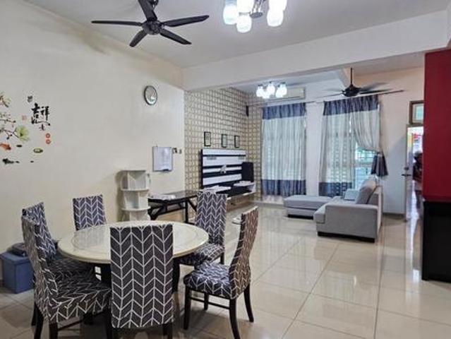 Terraced House for rent in Malaka
