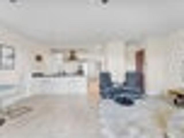 Apartment for sale in Paremoremo