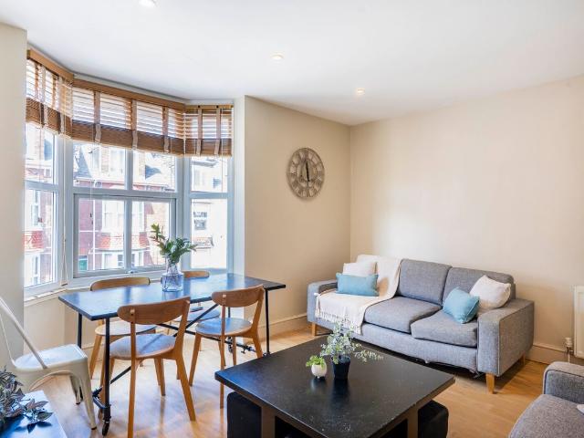 House for rent in Newtown, Exeter
