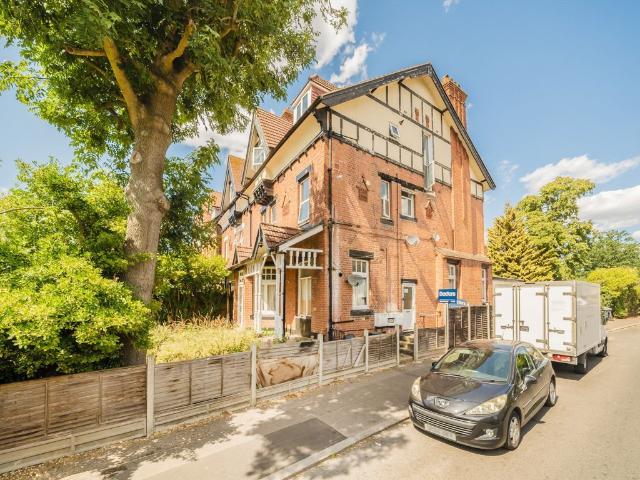 Apartment for rent in London Borough of Croydon, South Norwood