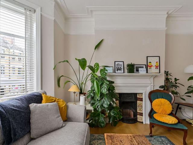Apartment for rent in Stockwell Park, Greater London