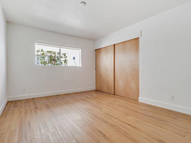 Apartment for rent in Canoga Park, California