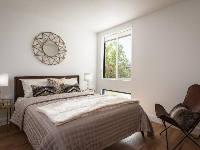 Apartment for rent in Canoga Park, California