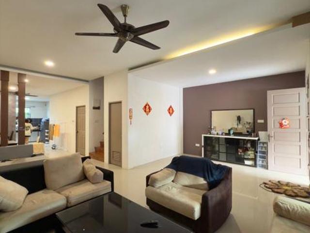 Terraced House for sale in Kuching