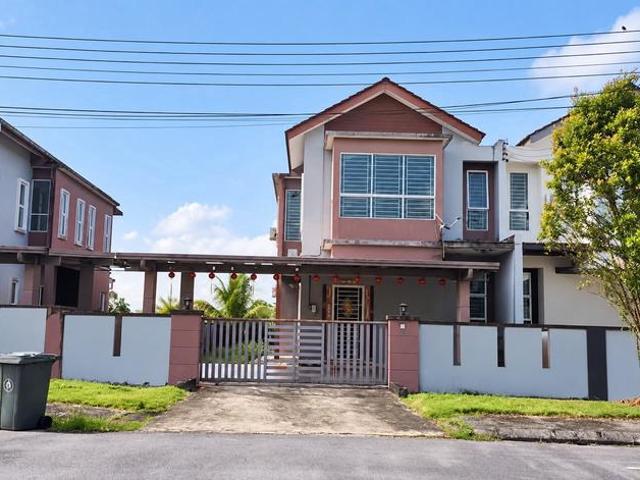 Residential House for sale in Kuching, Sarawak