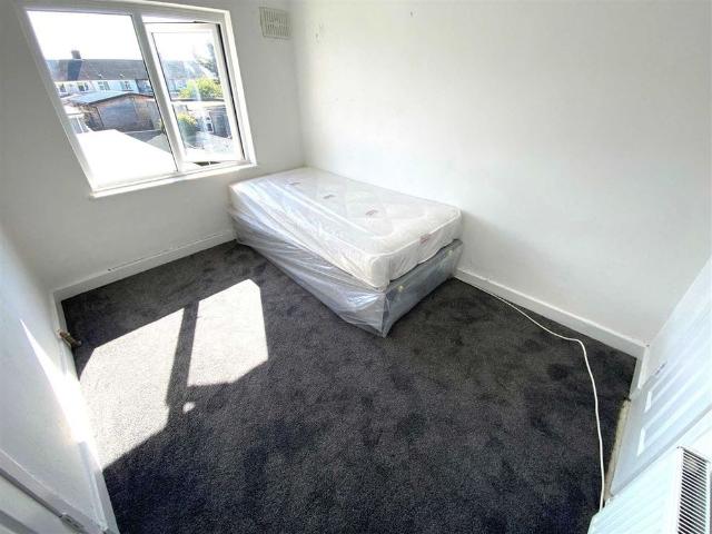 Apartment to rent in Bluebell, North Tipperary